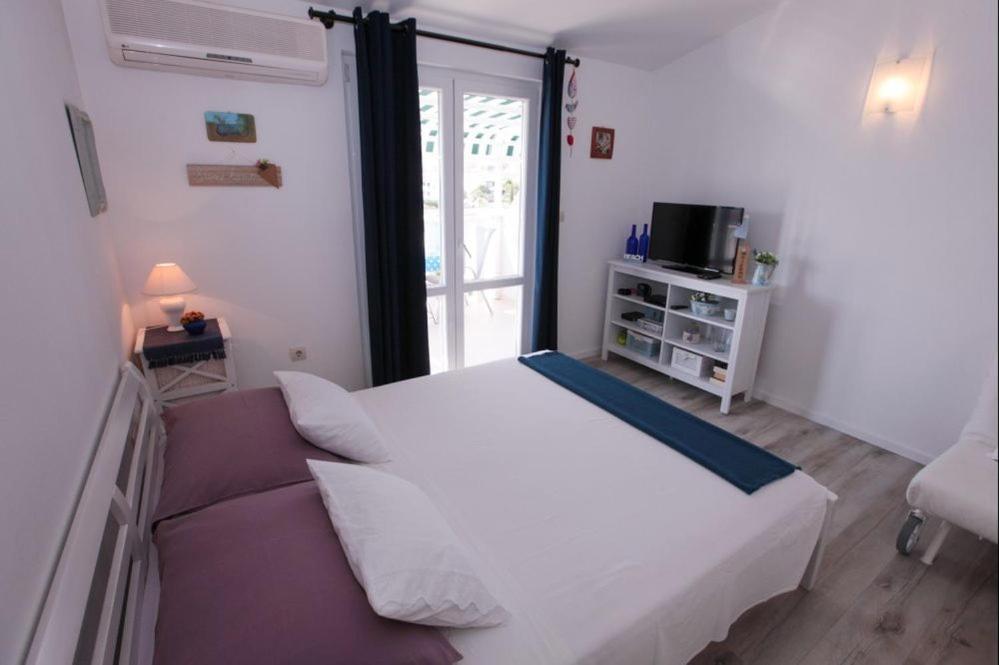 Apartments Luka 로고즈니차 외부 사진
